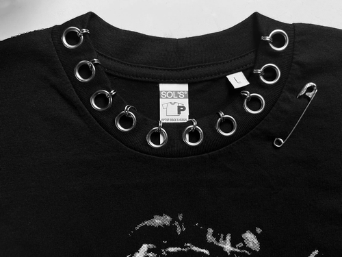1/1 PIERCED LEATHERFACE BABY TEE - L
